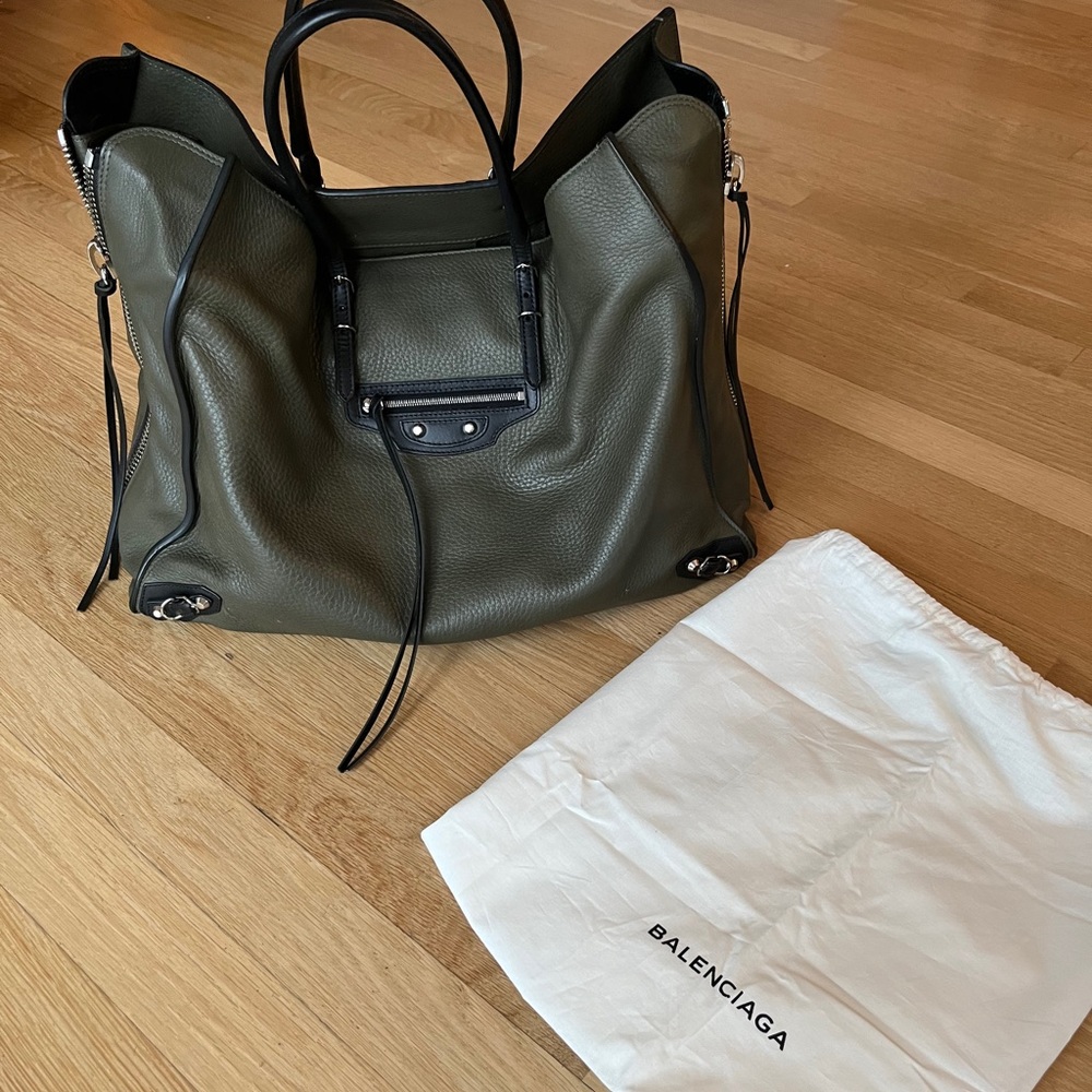 Balenciaga Leather Large City Tote Bag